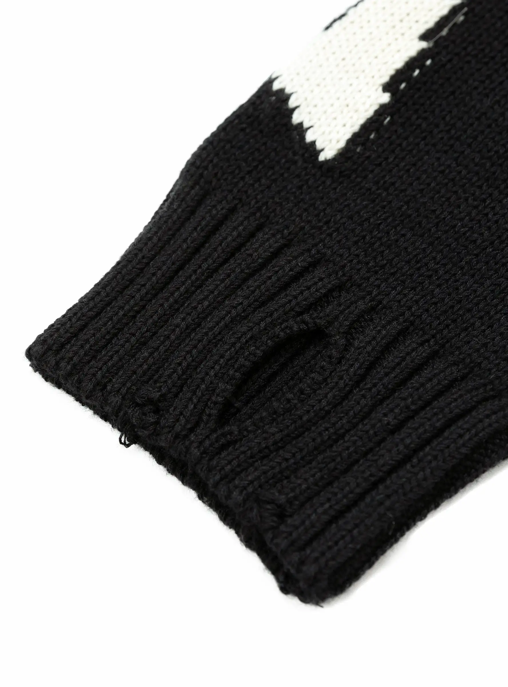 5G Cotton Knit BONE Crew Sweater Black