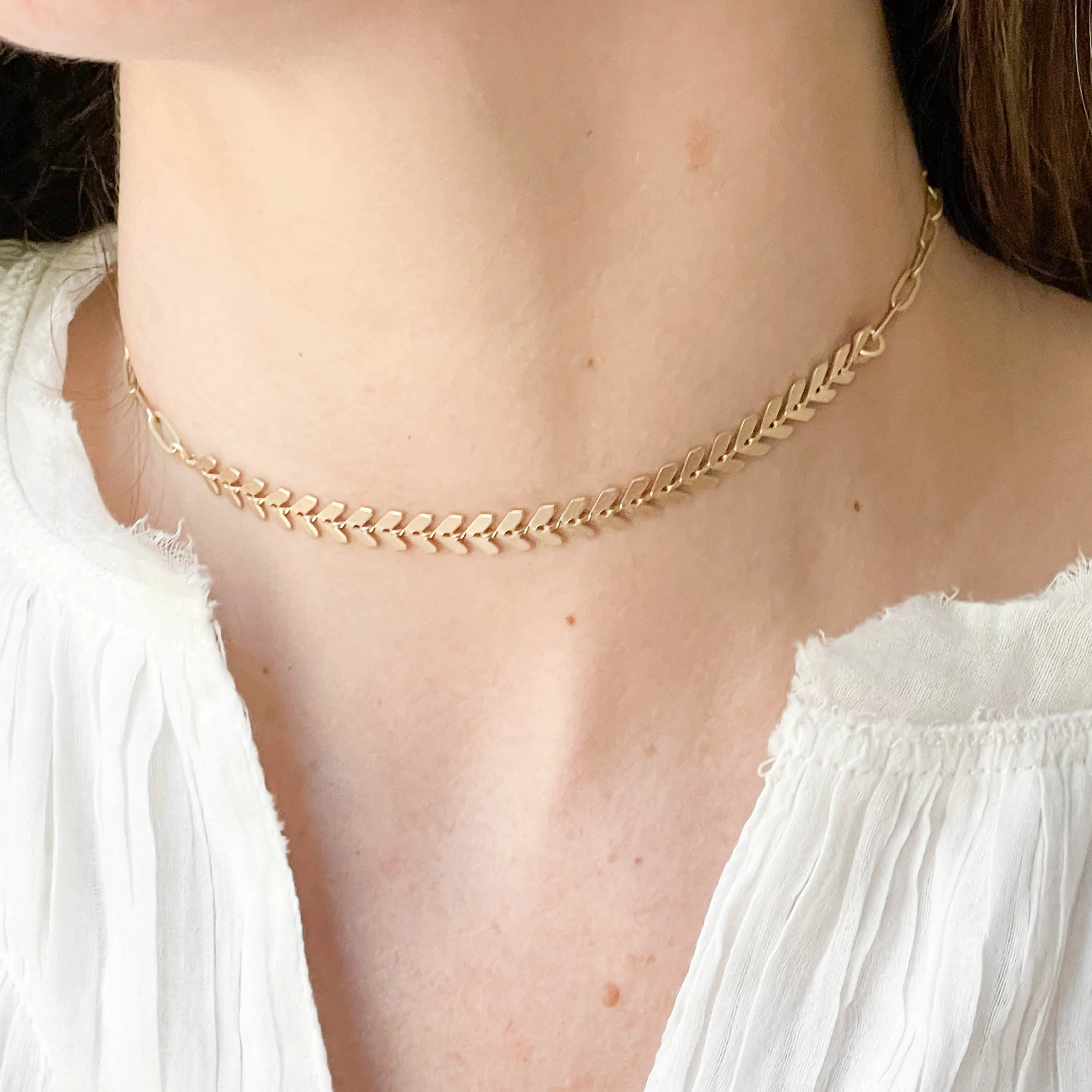 Adjustable Gold Chevron and Paperclip Chain Necklace - WS