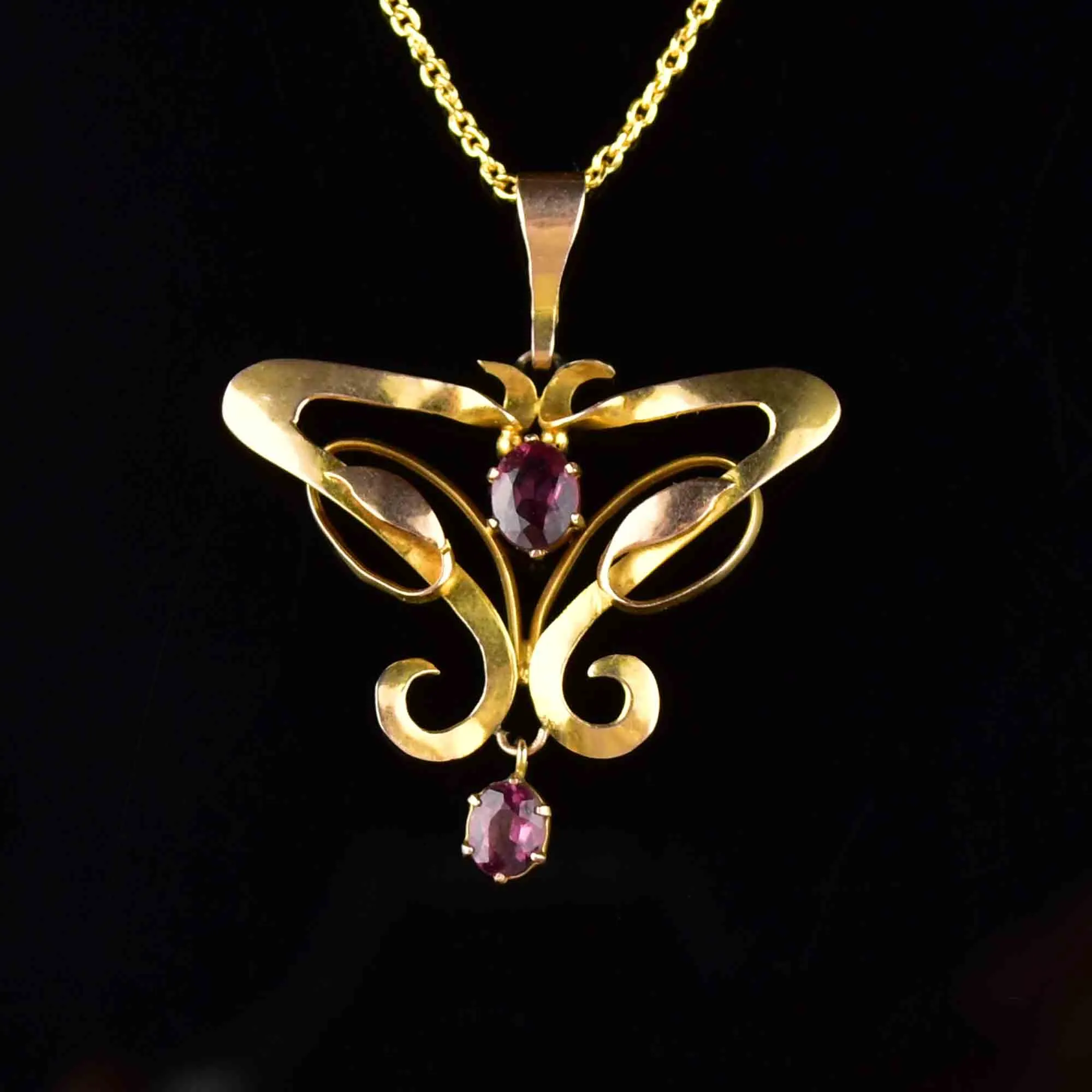 Art Nouveau Gold Amethyst Pendant Necklace