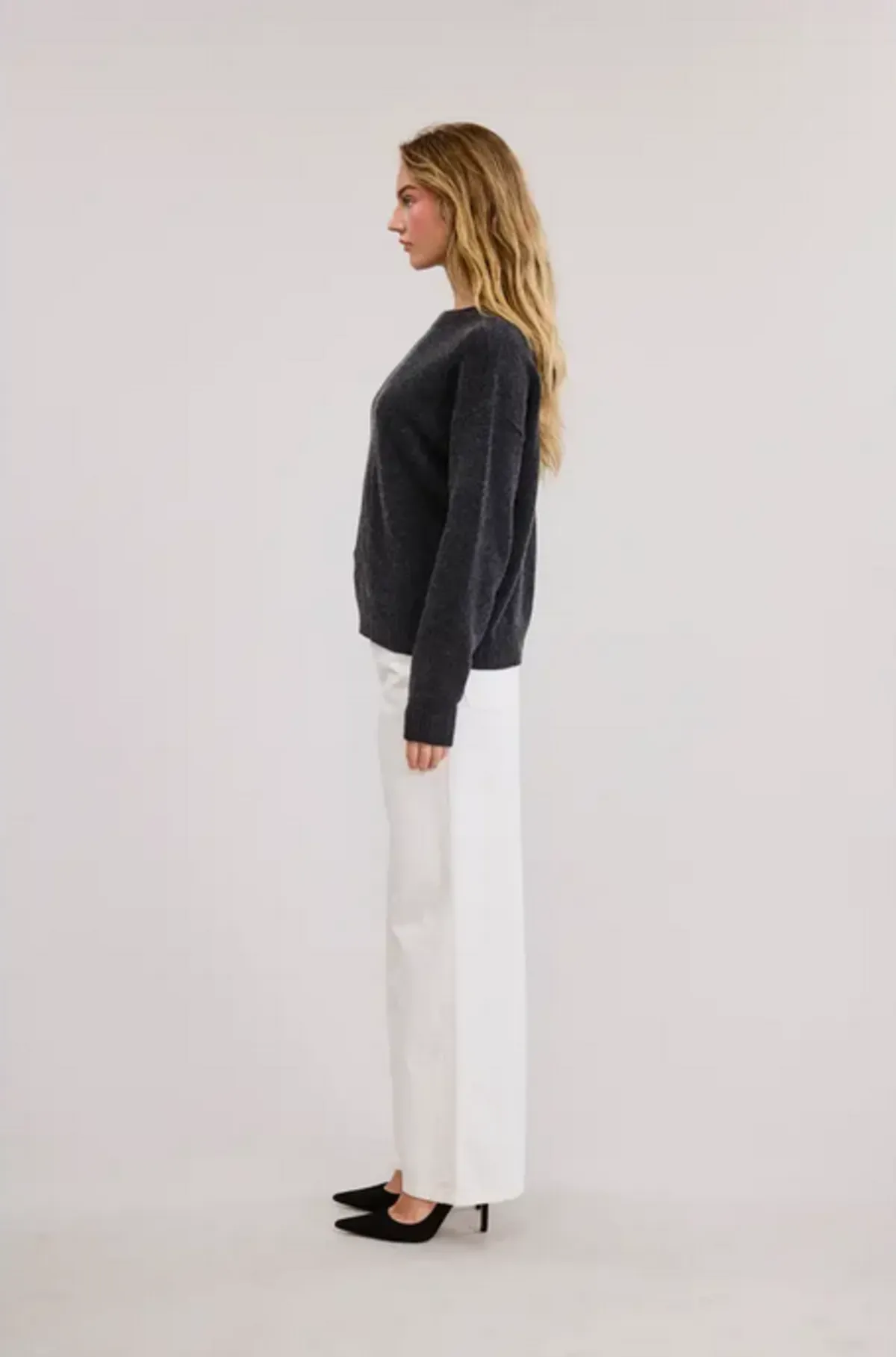 Logan Cashmere Sweater - Charcoal