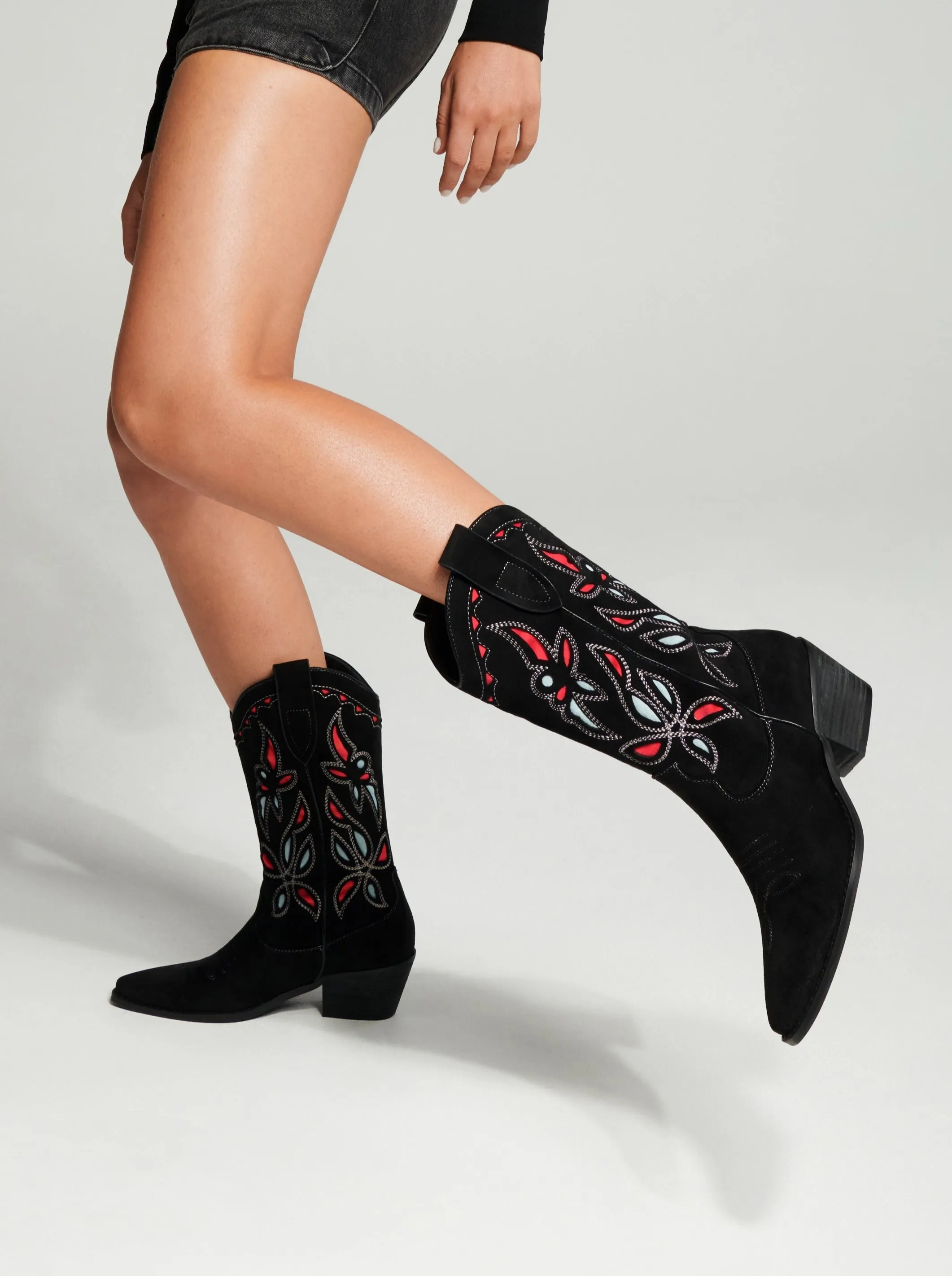 Miley Cowboy Boot Black