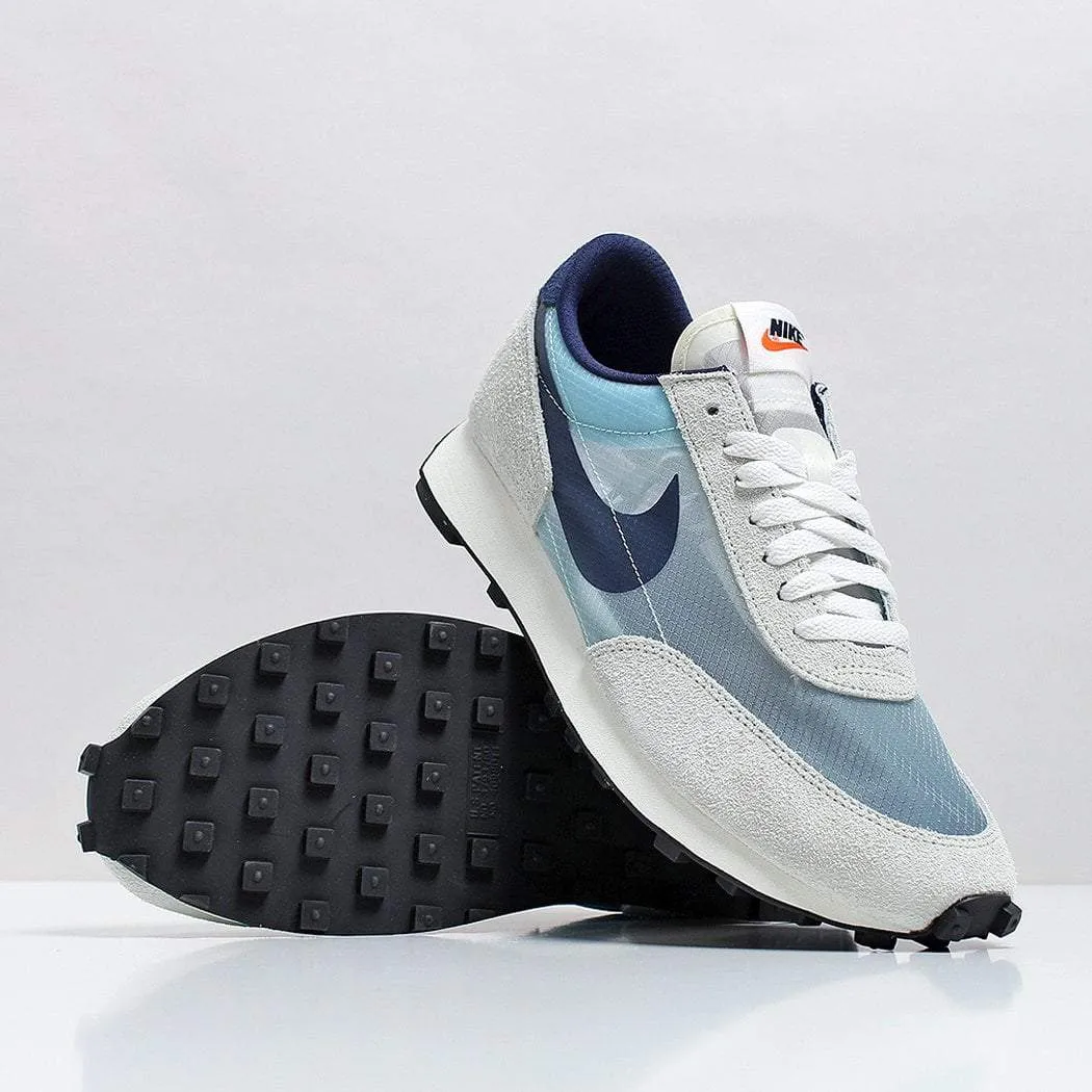 Nike DayBreak SP Shoes