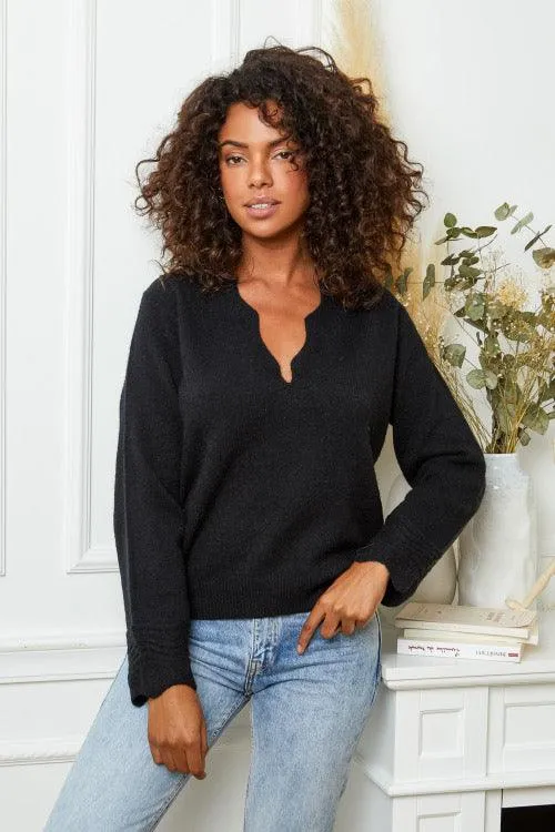 Scallop Trimmed Knit Jumper in Black