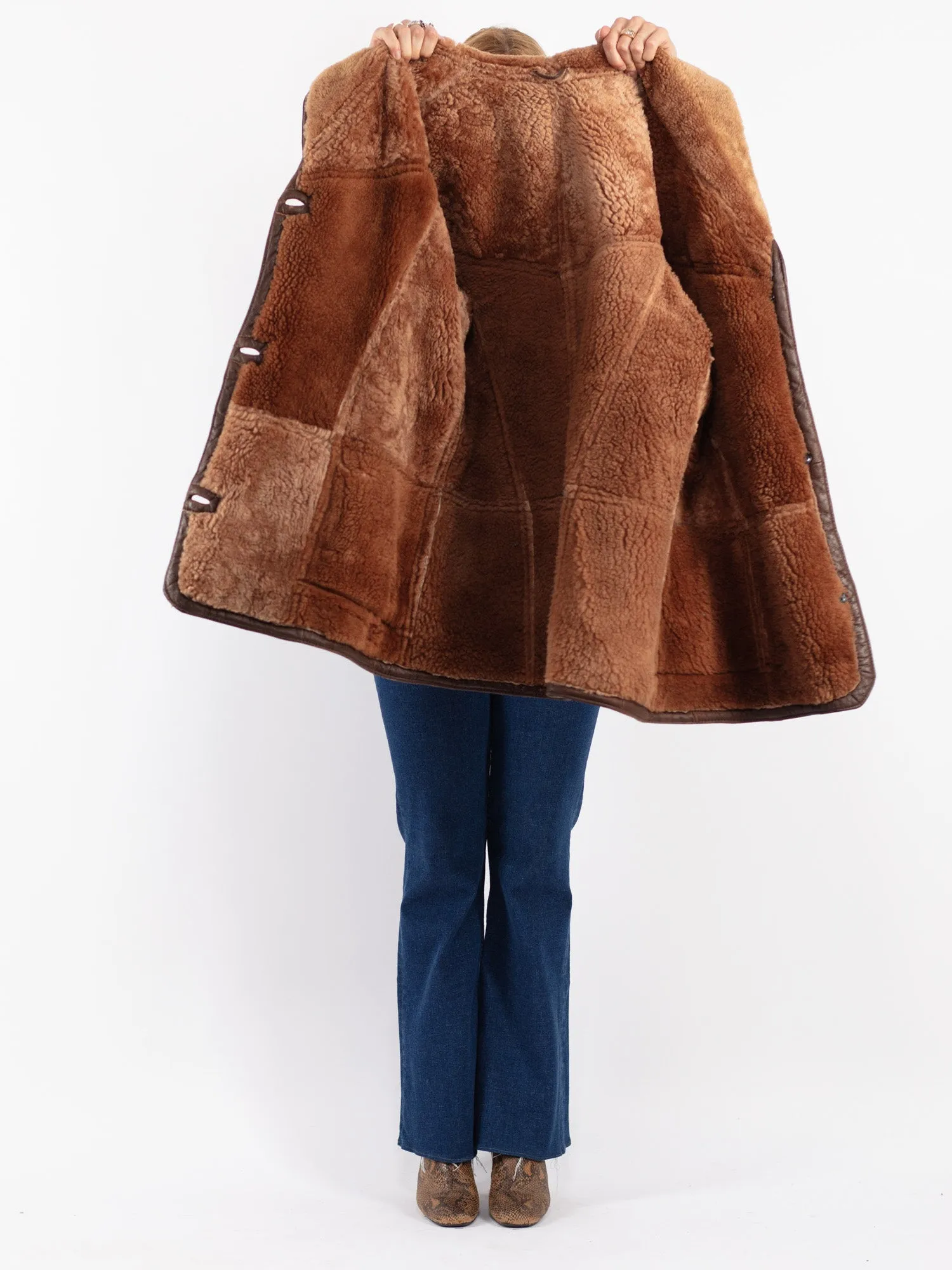 Vintage 80's Women Hooded Sheepskin Coat in Brown