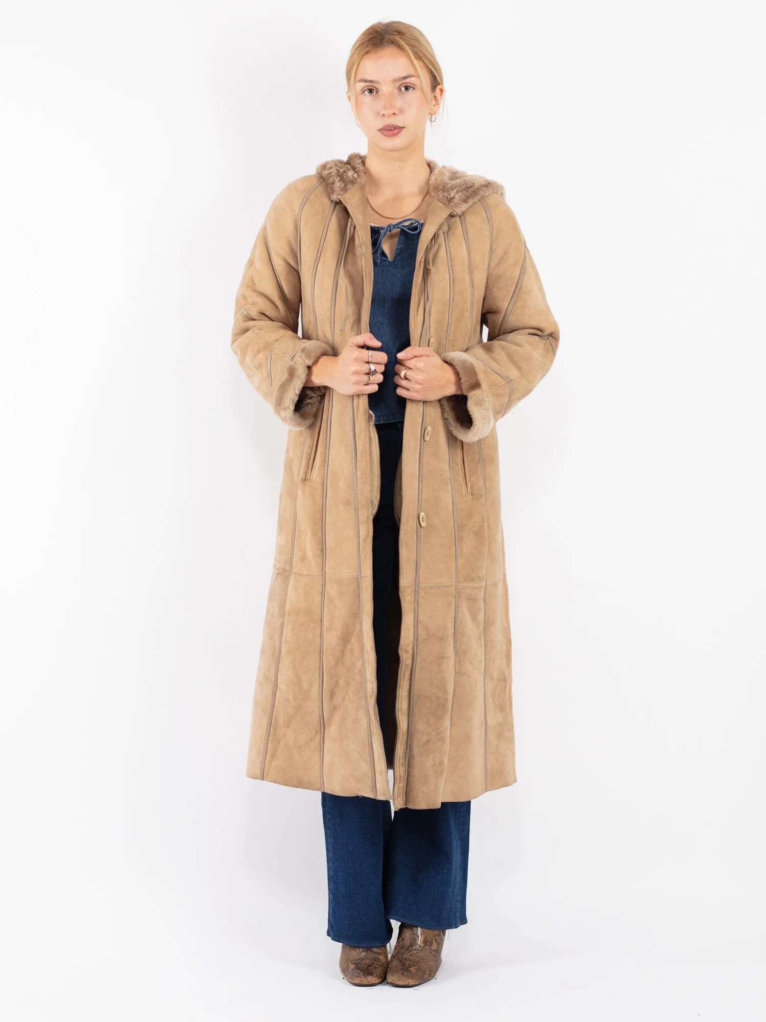 Vintage 80's Women Hooded Sheepskin Long Coat in Beige