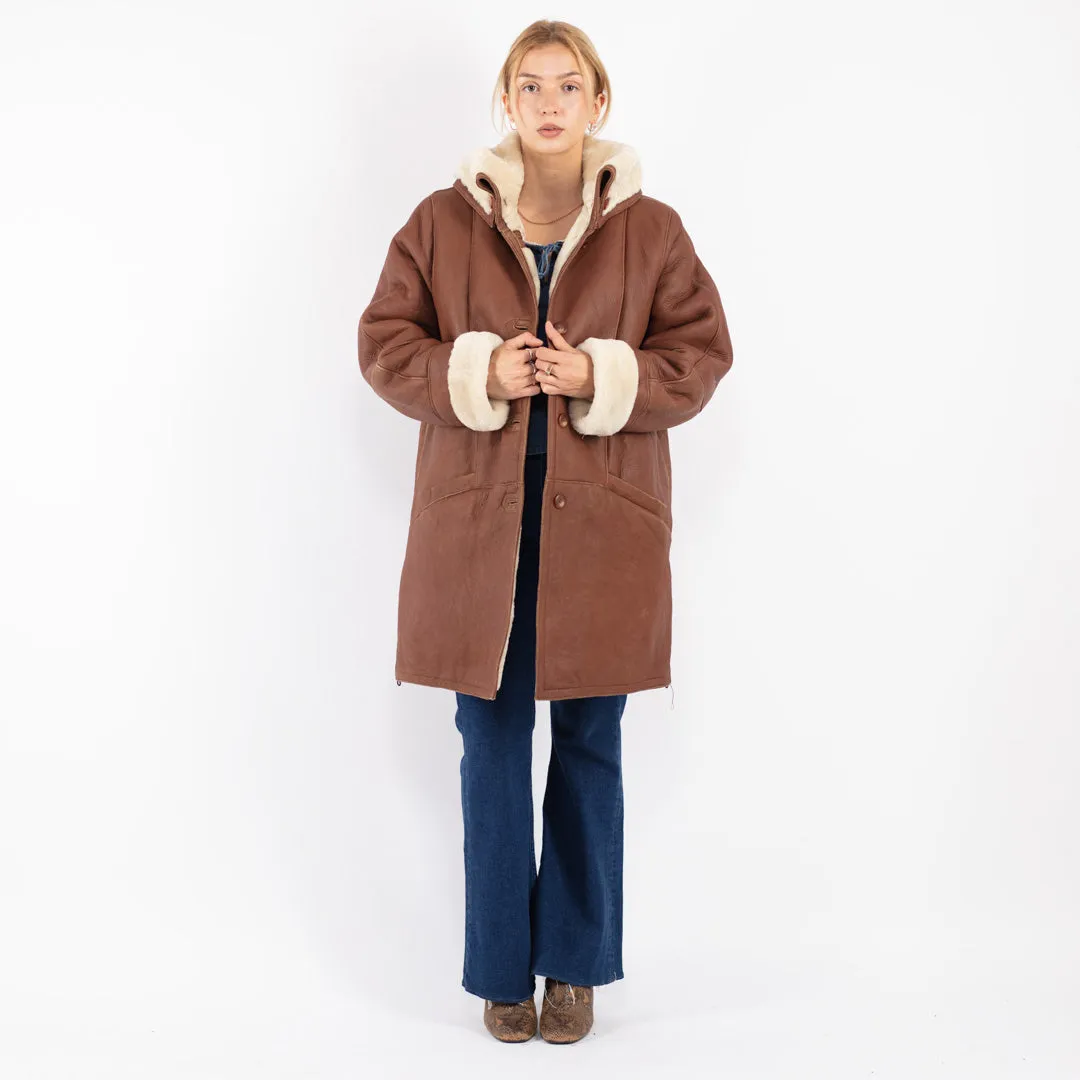 Vintage 80's Women Oversized Sheepskin Coat in Brown