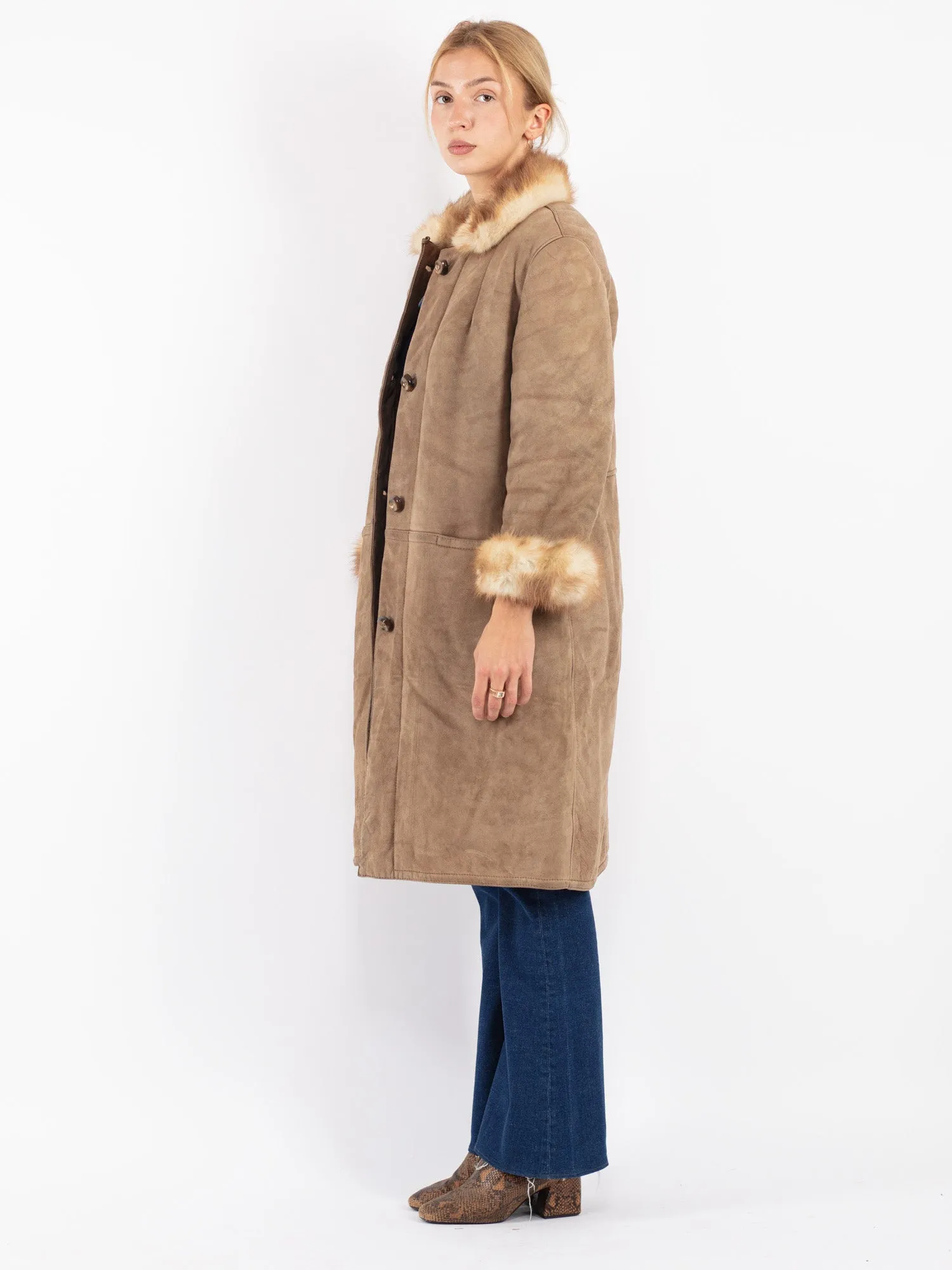 Vintage 90's Women Sheepskin Coat in Beige